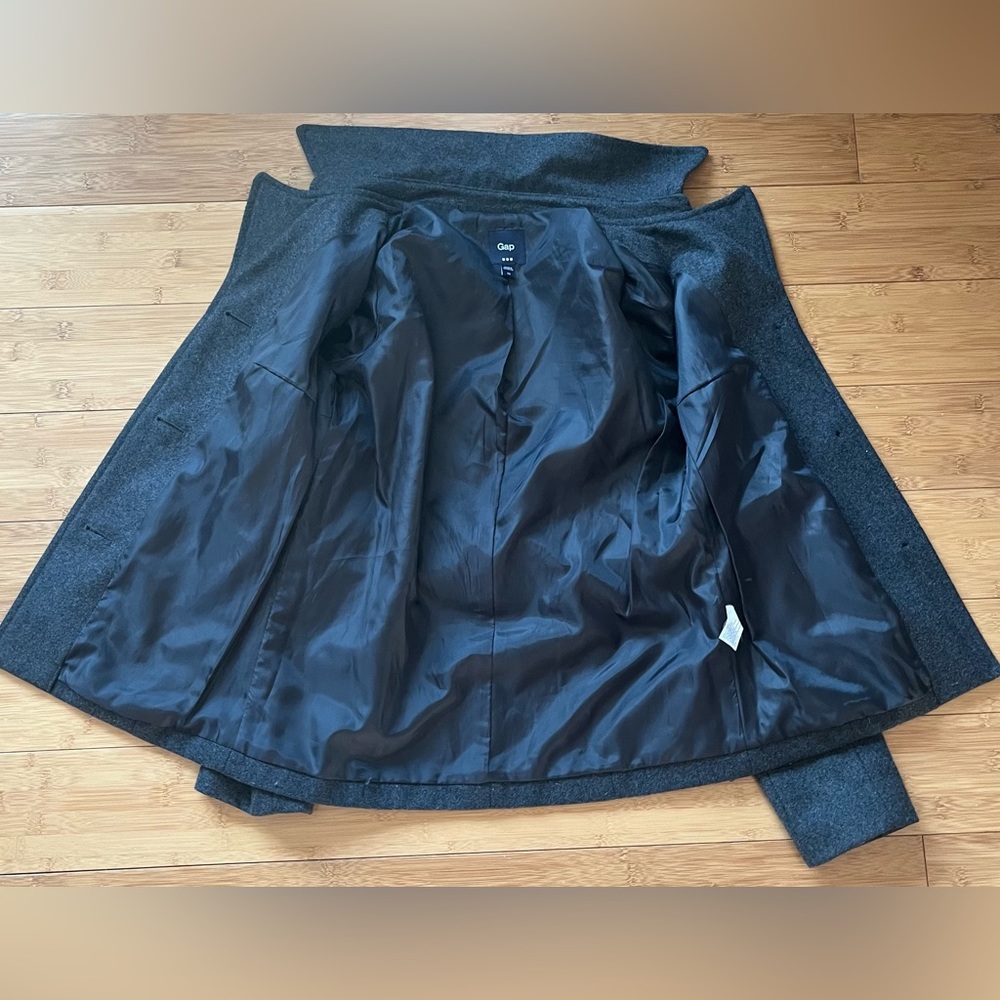 Jacket - Picture 5 of 8